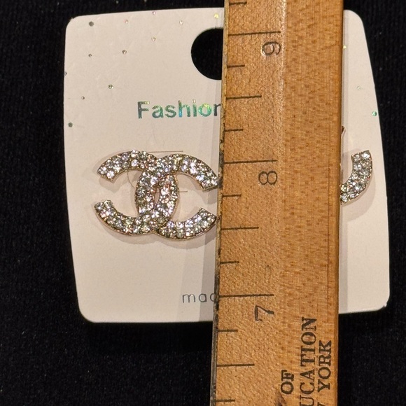 Fashion Jewelry Gold Tone Iridescent Crystal Monogram Earrings .5 inch - Picture 4 of 8